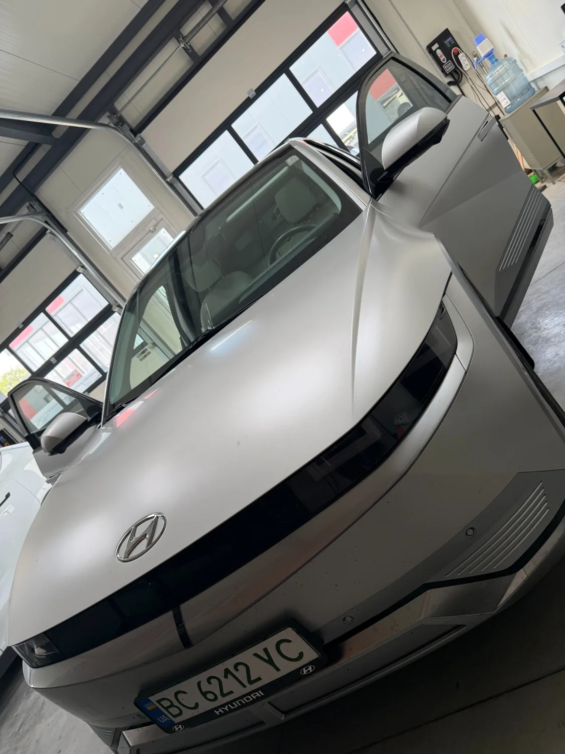Hyundai Ioniq 5 в мастерской Coding Lviv.